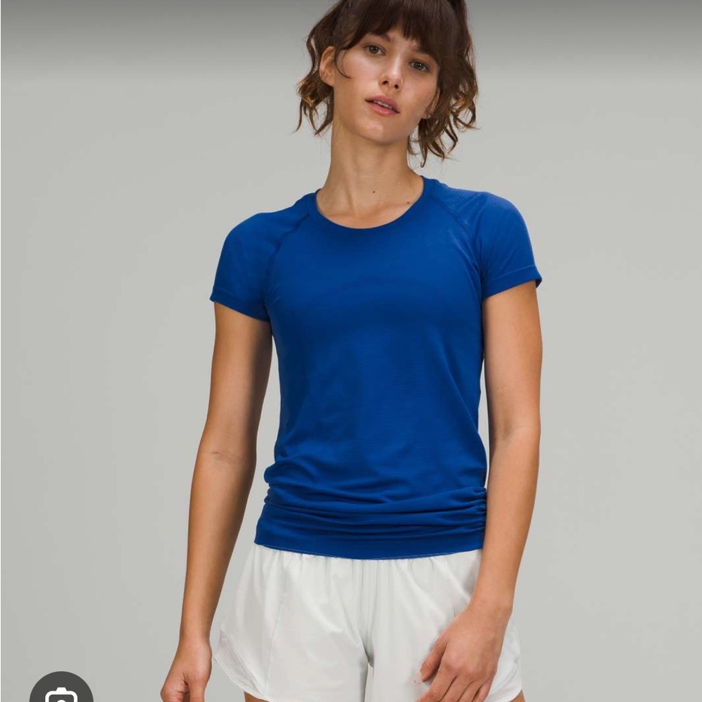 🍋 Lululemon Symphony Blue Swiftly Tech Short Sleeve size 8